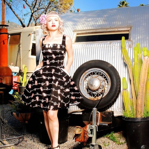 Golightly Pinupgirl Lily Dress in Tipsy Elephant - Picture 2 of 6